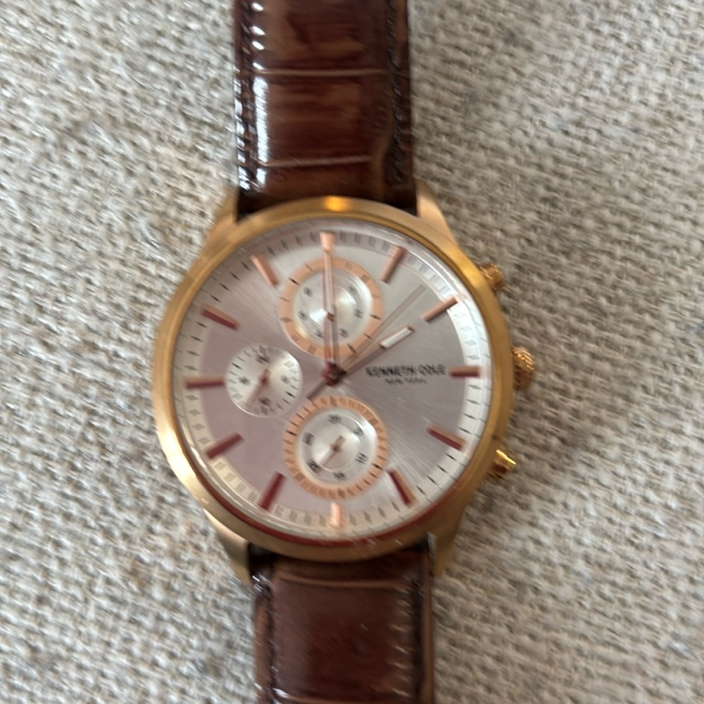 Kenneth Cole men’s vintage watch